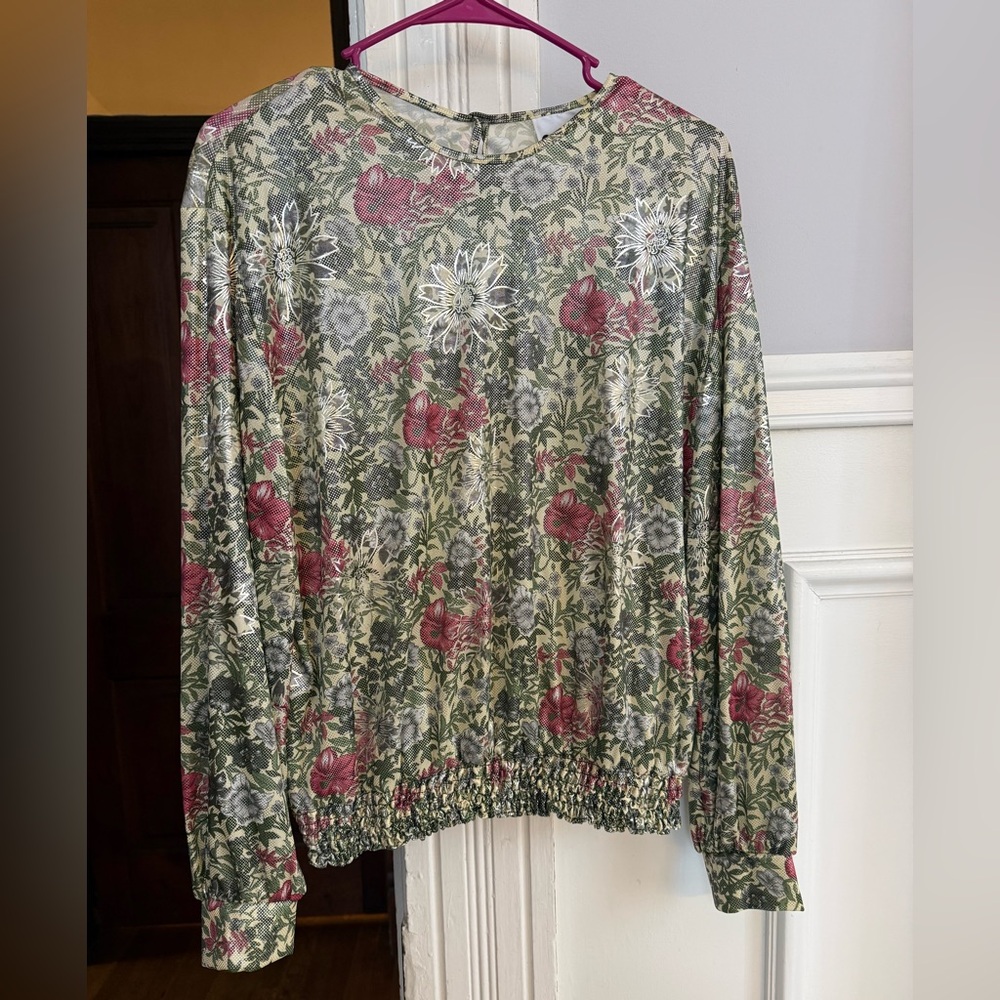 RARE 🤩 Vintage Metallic Floral Long Sleeve NWT